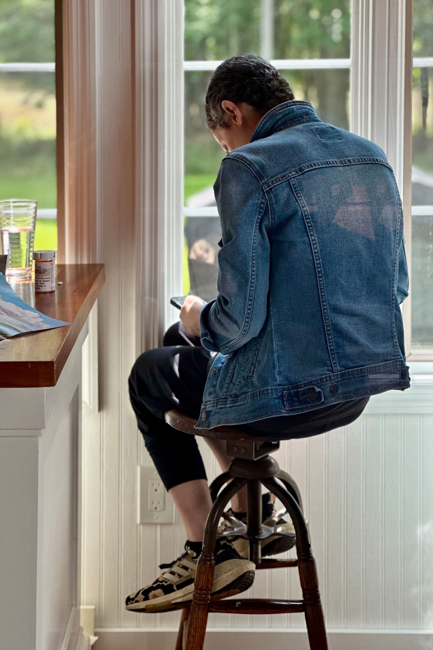 jamie-back-on-chair